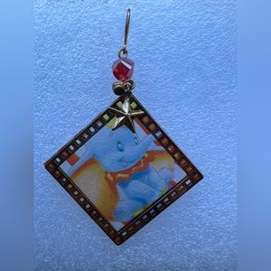 Disney dumbo dangling earring